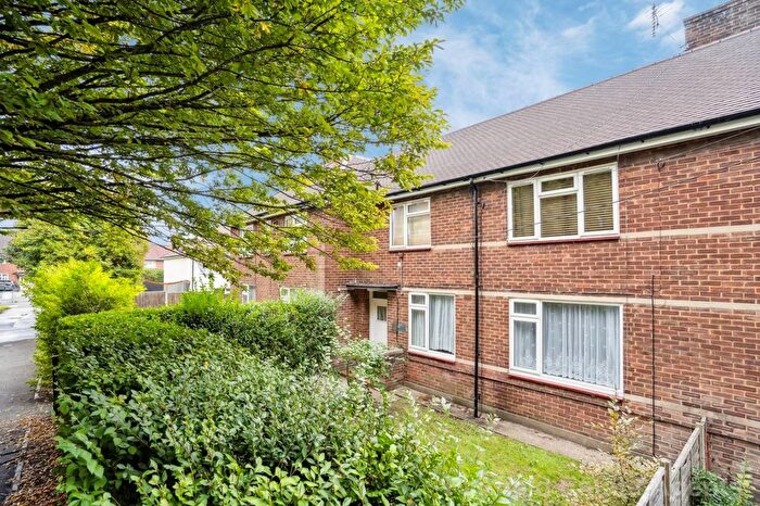 1 Bedroom Flat For Sale In Oxhey Drive, Watford, WD19