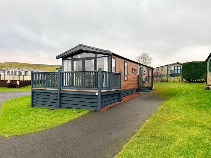 2 Bedroom Lodge For Sale In Bellingham, Hexham, NE48