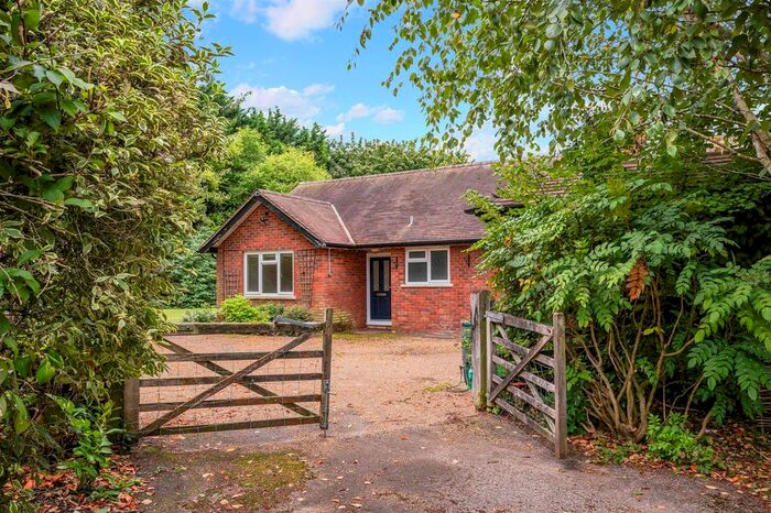 3 Bedroom Detached Bungalow To Rent In Hurst Lane, Headley, Epsom, KT18