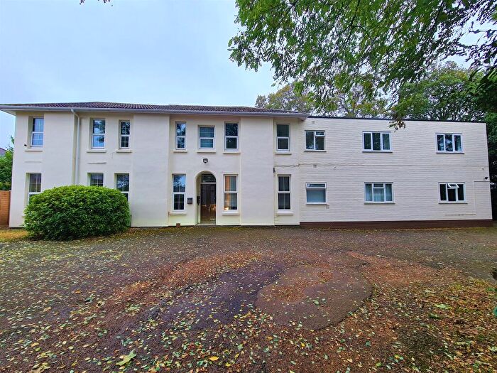 1 Bedroom Flat To Rent In Saint Anne's Road, Woolston, SO19