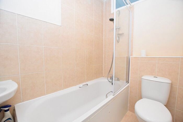 2 Bedroom Bungalow To Rent In Gleneagles Crescent, Birches Head, Stoke-On-Trent, ST1