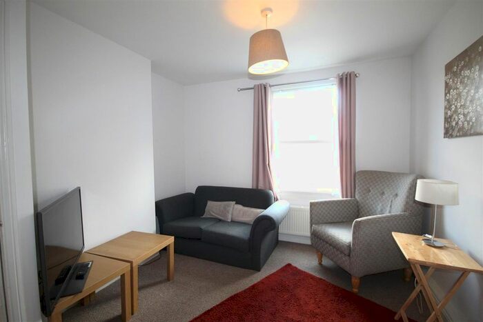 1 Bedroom Flat To Rent In Park Street, Cheltenham, GL50