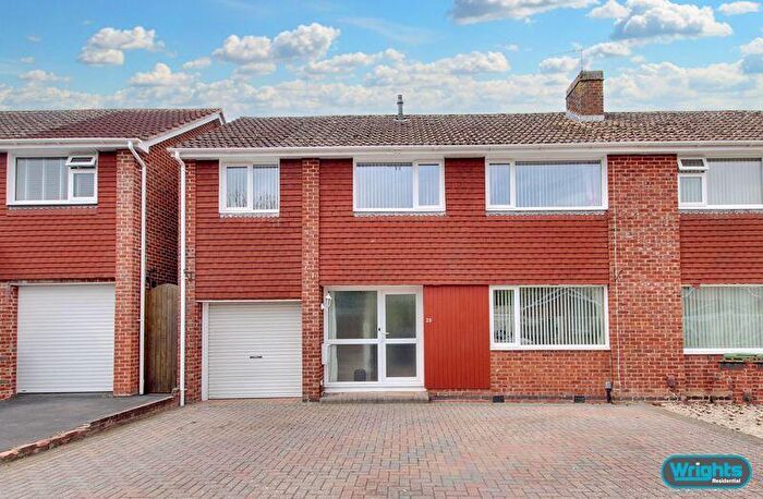 4 Bedroom Semi Detached House For Sale In Charnwood Road, Trowbridge, BA14