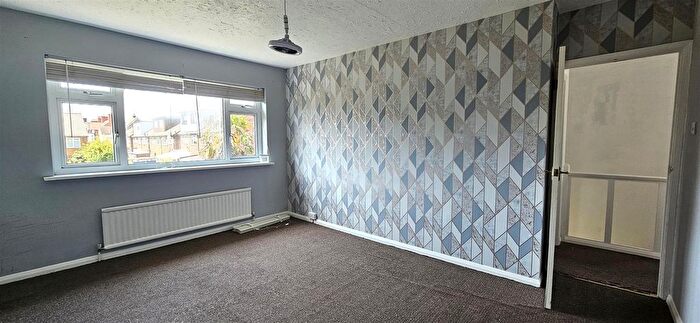 3 Bedroom Semi-Detached House To Rent In Frances Gardens, Ramsgate, CT11