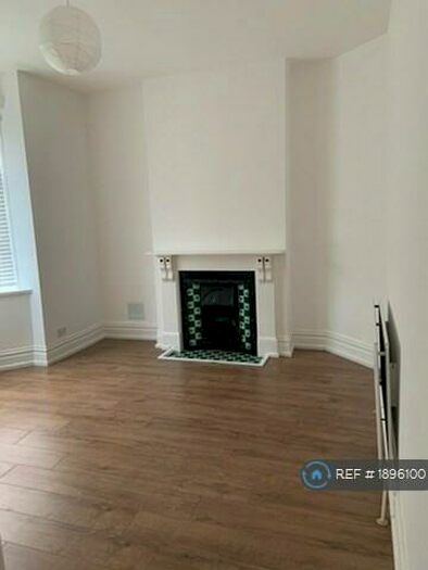 1 Bedroom Flat To Rent In Eden House Road, Sunderland, SR4