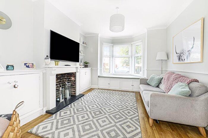 2 Bedroom Terraced House To Rent In Alexandra Road, Dorchester, DT1