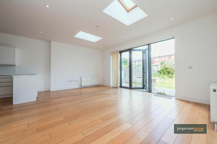 4 Bedroom Terraced House To Rent In Herbert Gardens, Kensal Rise, London, NW10