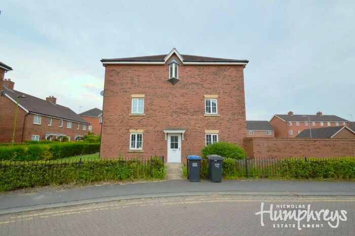 5 Bedroom House To Rent In Dragon Road, AL10