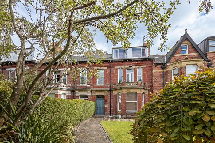 2 Bedroom Flat For Sale In Grosvenor Place, Jesmond, Newcastle Upon Tyne, NE2