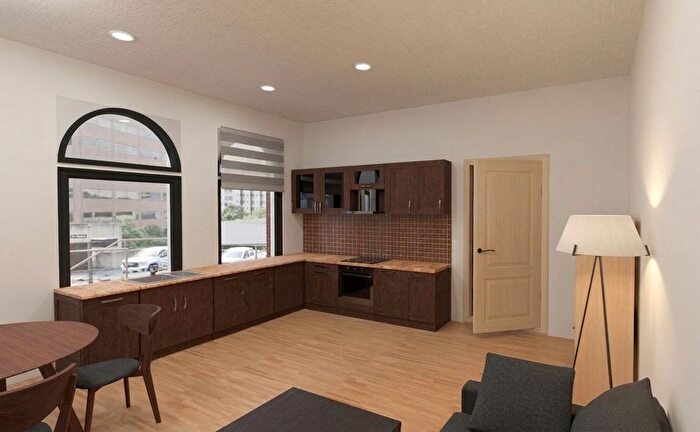 Block Of Flats To Rent In Shepperton Station, Shepperton, Surrey, TW17