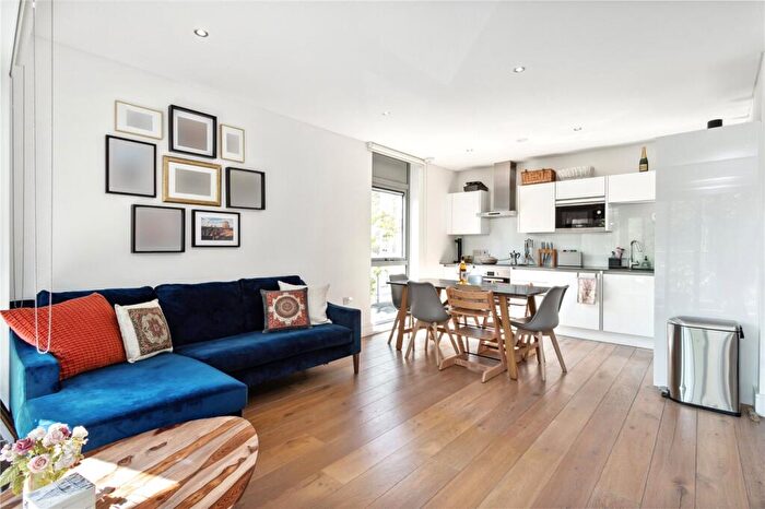 2 Bedroom Apartment To Rent In Parr Street, London, N1