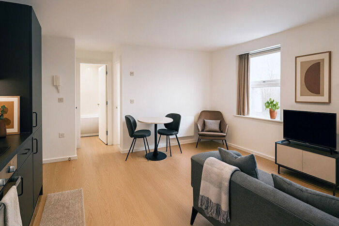 1 Bedroom Apartment To Rent In Spot, Deansgate, BL1