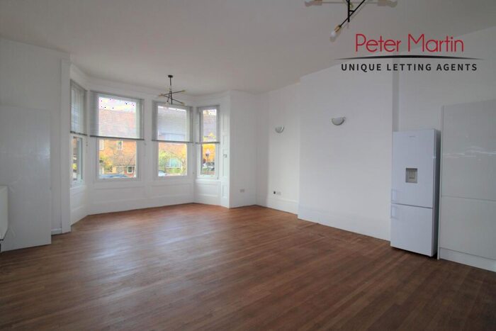 Apartment To Rent In Frognal, Hampstead, NW3