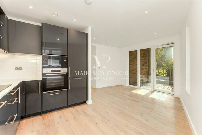 2 Bedroom Apartment To Rent In Alington House, Mary Neuner Road, London, N8