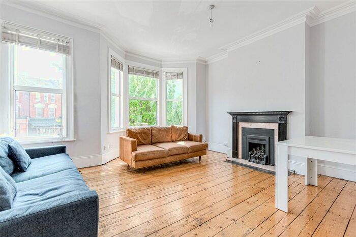 4 Bedroom Flat To Rent In Lavender Sweep, London, SW11