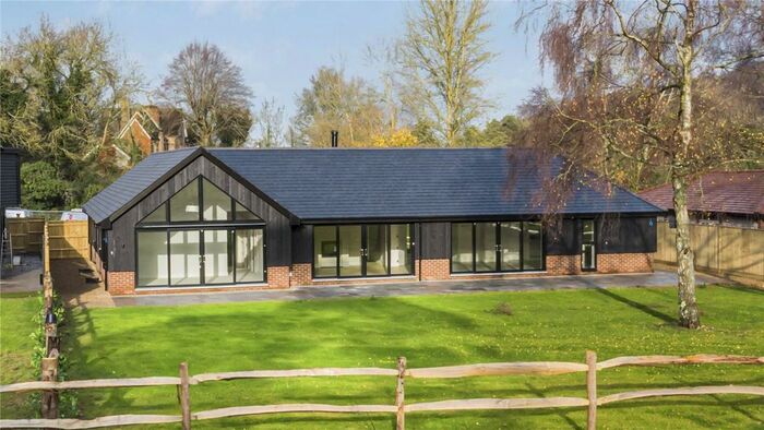 5 Bedroom Detached House For Sale In Tinkerpot Lane, Sevenoaks, Kent, TN15