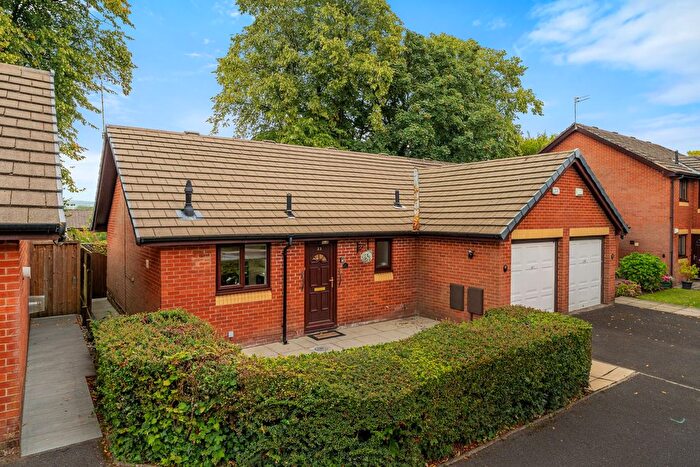 2 Bedroom Bungalow For Sale In Sharples Hall Mews, Sharples Hall Drive, Bolton, BL1