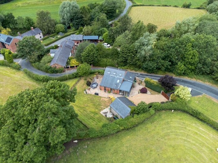 3 Bedroom Detached House For Sale In The Old Shippon, Barton Lane, Lancashire, PR3