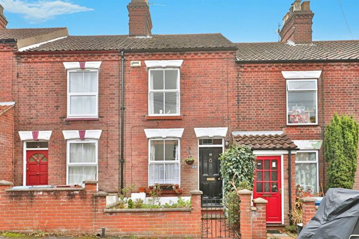 3 Bedroom Terraced House For Sale In Primrose Road, Norwich, NR1