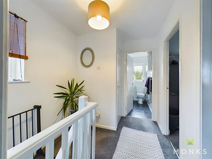 3 Bedroom Detached House For Sale In Guinevere Close, Oswestry, SY11