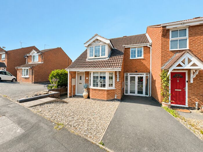 3 Bedroom Semi Detached House For Sale In Thomas Road, Whitwick, Coalville, LE67