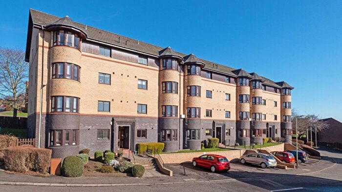 2 Bedroom Flat To Rent In Carmichael Court, Dundee, DD3