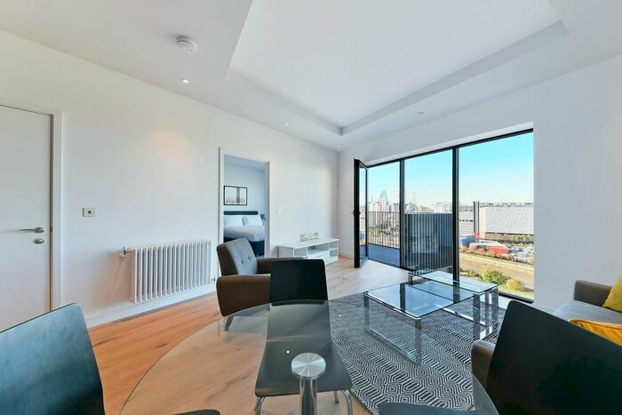 1 Bedroom Flat To Rent In Modena House, London City Island, London, E14