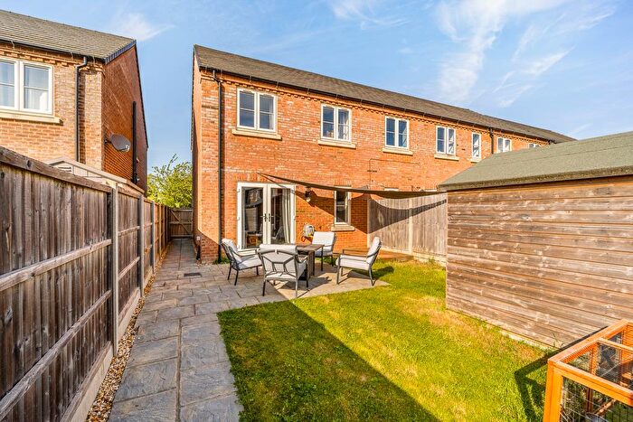 3 Bedroom End Of Terrace House For Sale In Cavell Way, Holbeach, Spalding, PE12