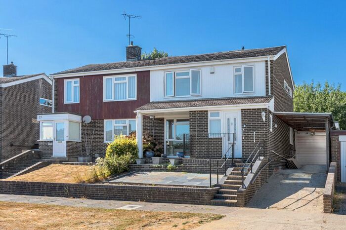 3 Bedroom Semi-Detached House To Rent In Brantridge Road, Crawley, RH10