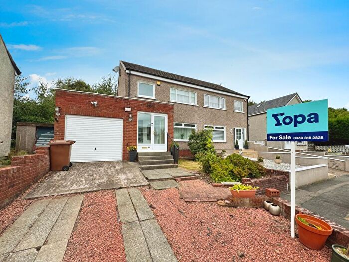 3 Bedroom Semi-Detached House For Sale In Linlithgow Gardens, Glasgow, G32