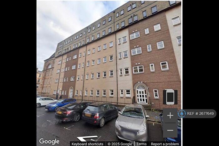 3 Bedroom Flat To Rent In Beltane Street, Glasgow, G3