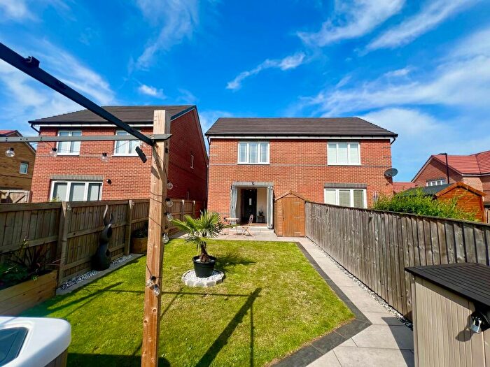 2 Bedroom Semi-Detached House For Sale In Rosebud Way, Auckley, DN9