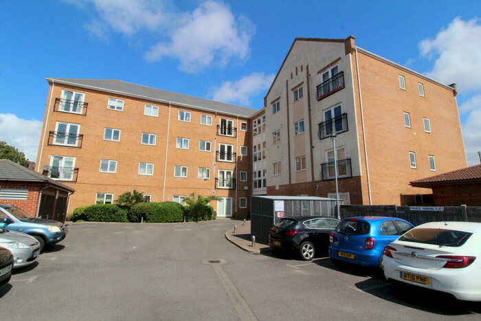 2 Bedroom Apartment To Rent In Wayte Street, Portsmouth, PO6