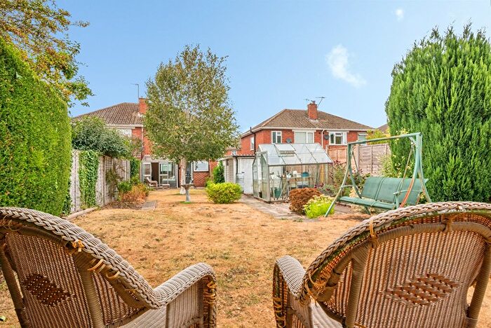 3 Bedroom Semi Detached House For Sale In Christine Avenue, Rushwick, Worcester, WR2