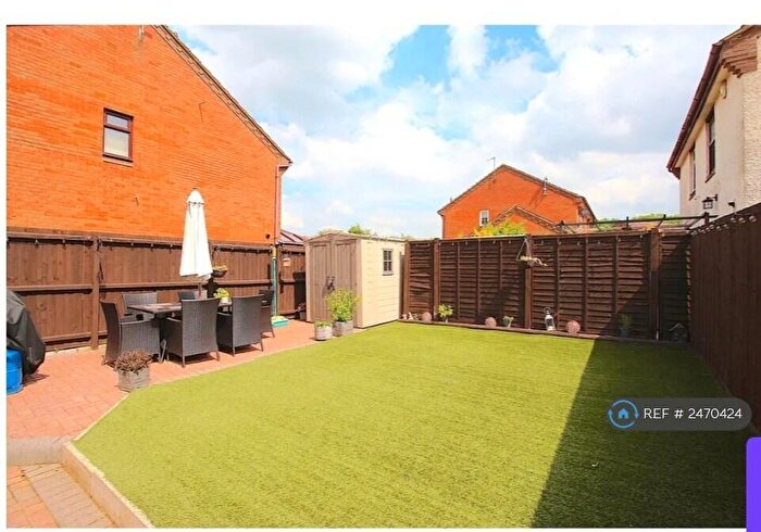 3 Bedroom Semi-Detached House To Rent In Cherrybrook Close, Leicester, LE4