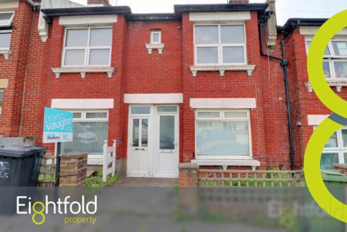 3 Bedroom Terraced House To Rent In Milner Road, Brighton, BN2