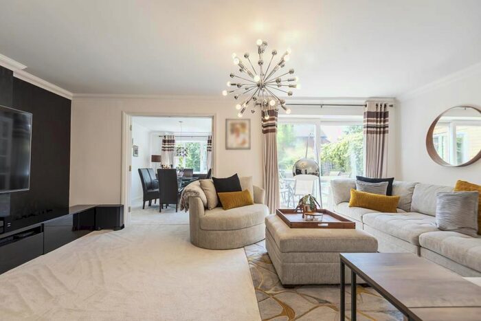 4 Bedroom Detached House To Rent In Wokingham, Berkshire, RG41