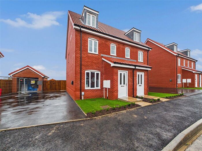 3 Bedroom Semi-detached House To Rent In Kestrel Drive, Leiston, Suffolk, IP16