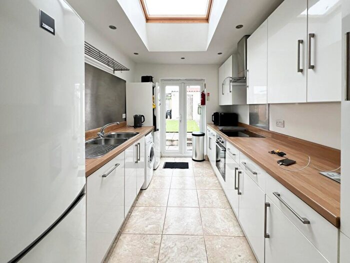 5 Bedroom Terraced House To Rent In Ninth Avenue, Horfield, Bristol, BS7