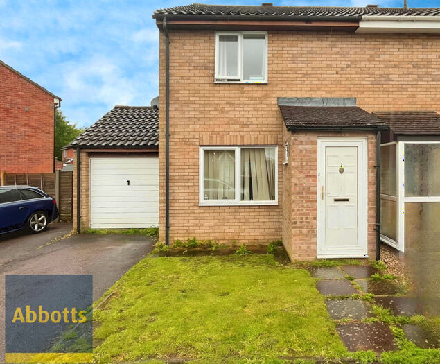 3 Bedroom House To Rent In Eckersley Drive, NR21