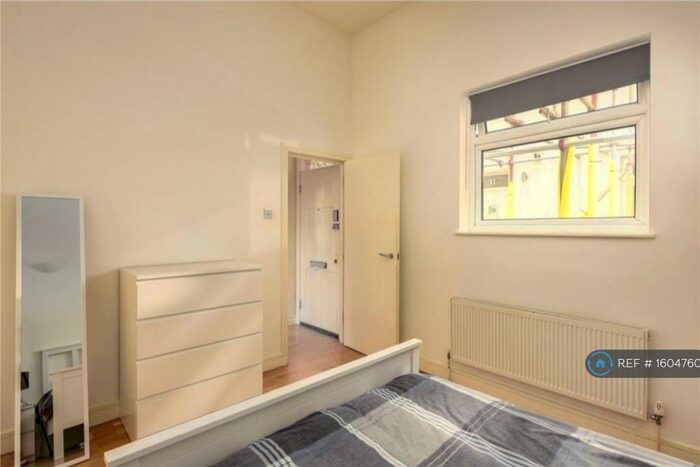 1 Bedroom Flat To Rent In Manbey Park Road, Stratford, E15