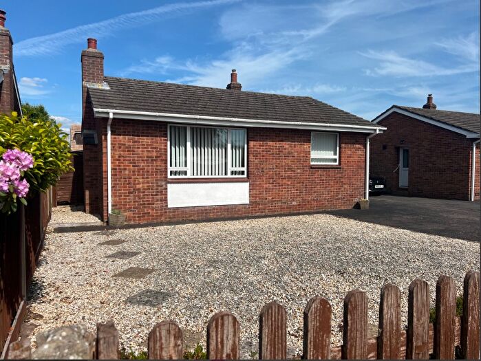 2 Bedroom Detached Bungalow To Rent In Hobson Way, Holbury, Southampton, Hampshire, SO45