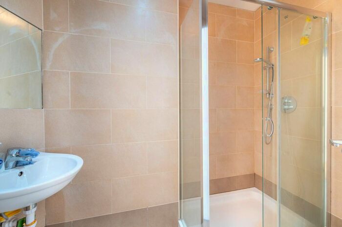 2 Bedroom Flat To Rent In Connaught Street, Connaught Village, London, W2