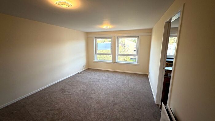 2 Bedroom Flat To Rent In Grampian Gardens, Dyce, Aberdeen, AB21
