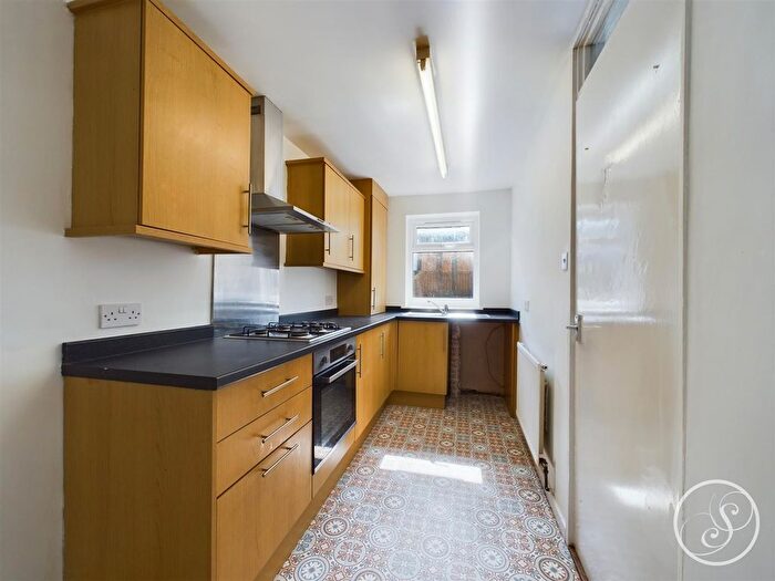 2 Bedroom Terraced House To Rent In Beckhill Avenue, Leeds, LS7