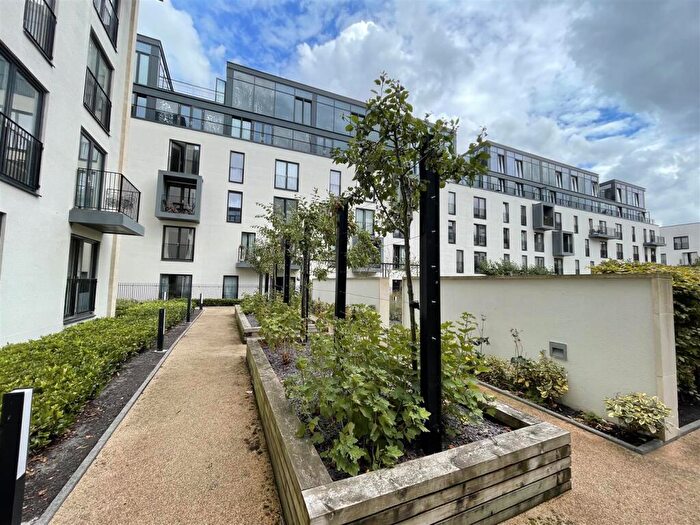 2 Bedroom Apartment To Rent In Alexandra House, Midland Road, Bath, Somerset, BA2