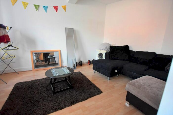 5 Bedroom Flat To Rent In Sidbury, Worcester, WR1