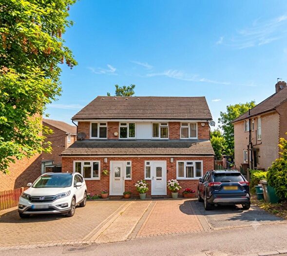 3 Bedroom Semi Detached House To Rent In Carshalton Road, Cheam, Sutton, SM1
