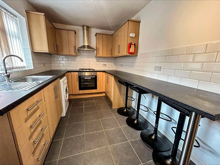 4 Bedroom Terraced House To Rent In Ladybarn Lane, Manchester, Greater Manchester, M14