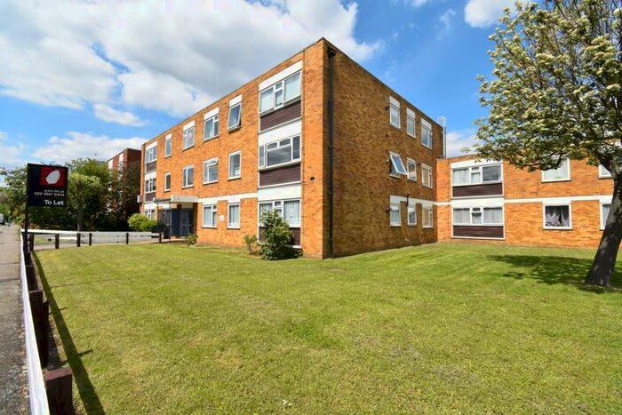 2 Bedroom Flat To Rent In Granville Road Sidcup, DA14